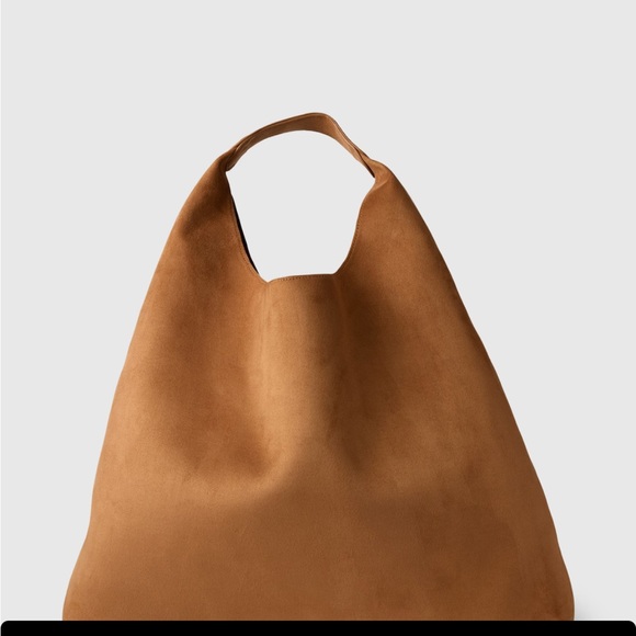 GAP Handbags - NWT gap vegan leather purse